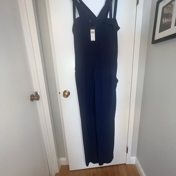 BCBG MAXARIA Calhoun Woman’s navy blue Haltertop Jumpsuit.Size Medium. NWT - Picture 6 of 16